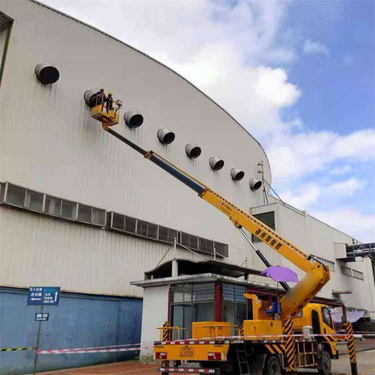 顺昌县高空作业车出租服务：专业广告牌安装解决方案