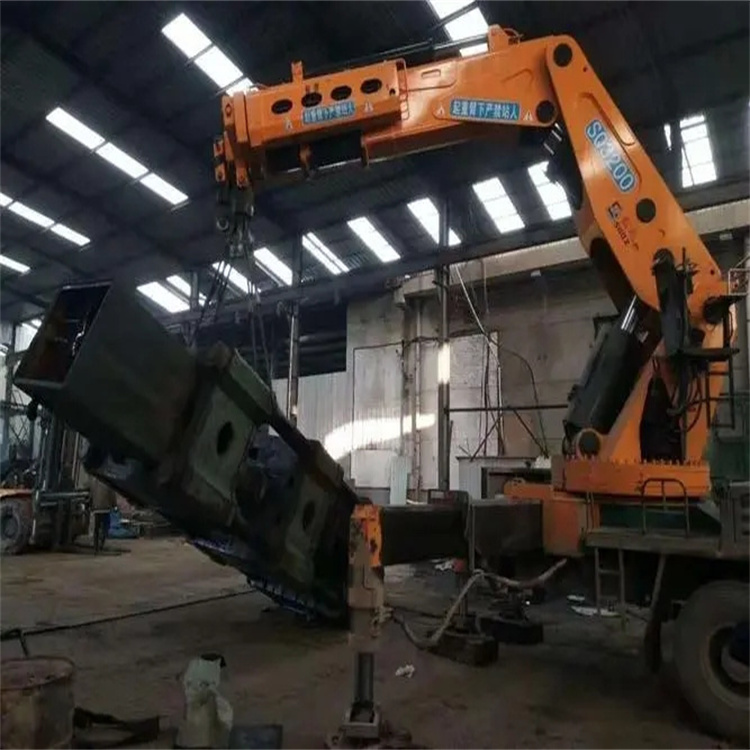 顺昌县130吨折臂吊车出租吊机租赁附近电话