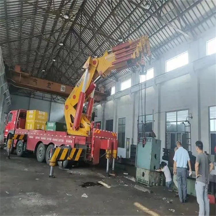 顺昌县山区地形租赁哪种吊车最合适？